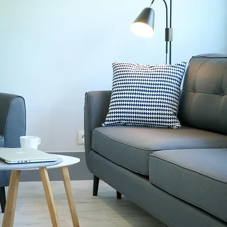 Apartment Roommate Niemcewicza 1 *